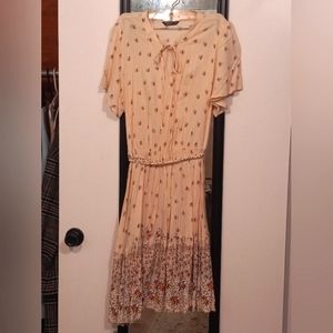 🧁B2G1🧁 SHEIN Cream Colored Dress with Flutter Sleeves and Daisy Border Print